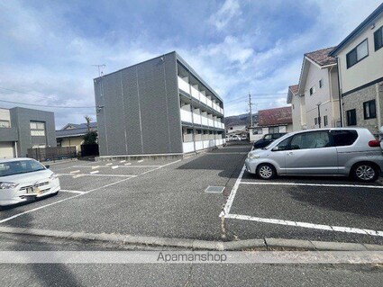 レオパレスブリエ　オーブ[1K/20.81m2]の駐車場