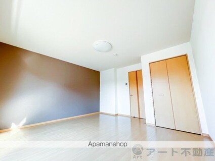 グローリーアース[1K/31.57m2]の内装1