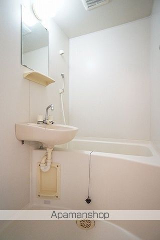 メゾネット葵の内装写真