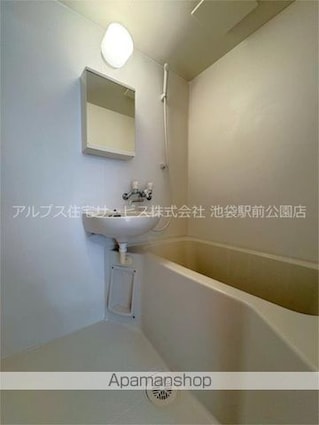 フォレストステージ上高田[1R/17m2]のバス