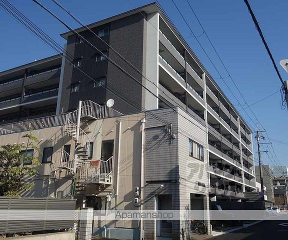 プレサンスロジェ京都西大路の外観写真