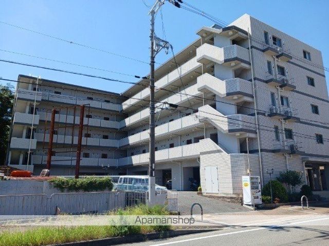 サンプラザ 茨木の外観写真