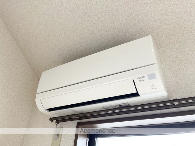 イーストウイングの内装写真