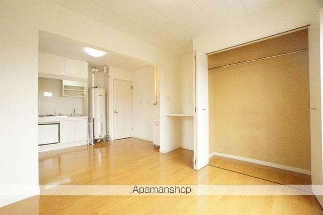 メゾンリッチの内装写真
