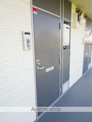 レオパレスファーム[1K/20.81m2]のエントランス1