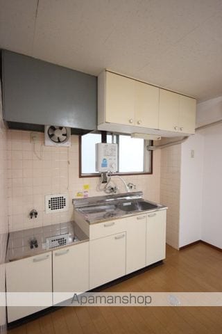 コーポサンシャイン81の内装写真
