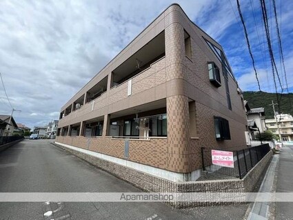 ニコ泉[2LDK/58.32m2]の外観4