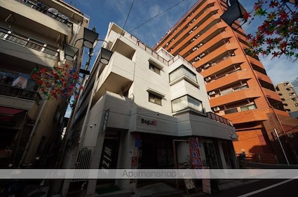 スカイコート西新宿[1DK/25.2m2]の外観2