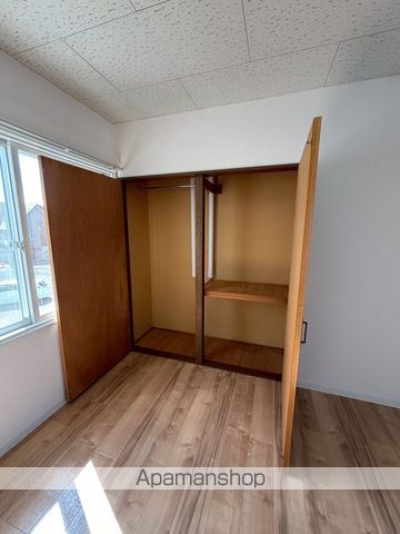 セリエIIの内装写真