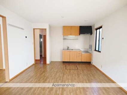 リビングタウン西長戸　Ｃ棟[2LDK/53.77m2]のリビング・居間