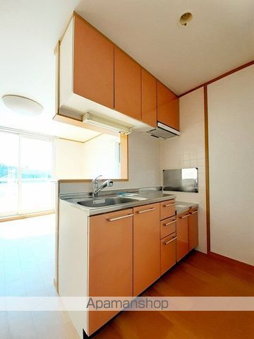 プラシードカーサIIの内装写真