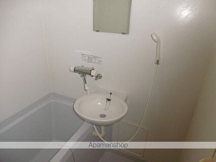 レオパレス中央西[1K/23.61m2]のバス