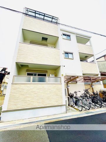 クリエオーレ中宮の外観写真