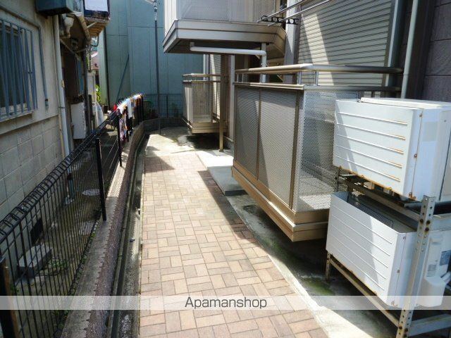 パセオ御堂町の玄関写真