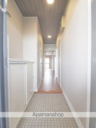 エル・エディフィシオＥ－１[3DK/58.32m2]の玄関