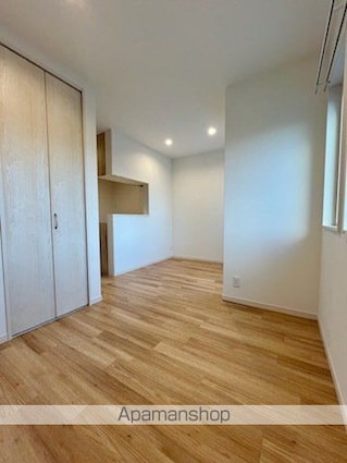 Ｅａｓｔ　Ｃｏｕｒｔ　Ｋａｎｔａ[1LDK/36.08m2]のリビング・居間