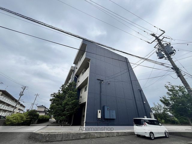 渚マンションAの外観写真