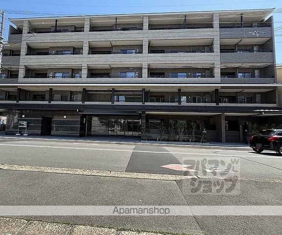 パラドール御所西グランデの外観写真