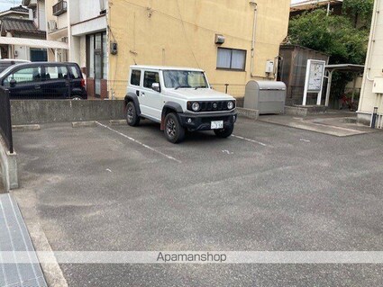 レオネクスト宮ノ前[1LDK/46.94m2]の駐車場