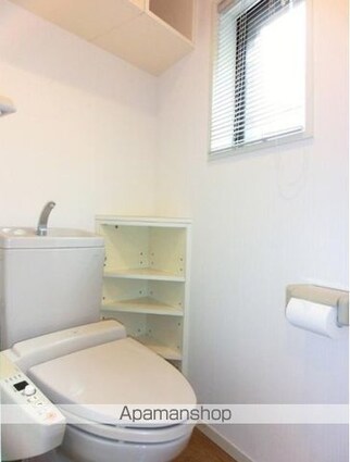 東京都新宿区南元町[1K/29.74m2]のトイレ