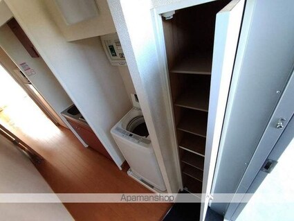 レオパレスエクセル岡本[1K/19.87m2]の玄関2