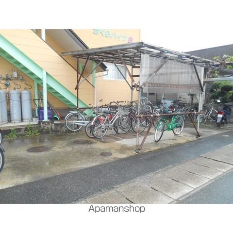 さくらハイツB棟の外観写真