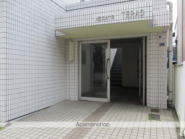 ハイツテラオの玄関写真