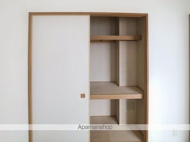 ルサンク西新六丁目の内装写真