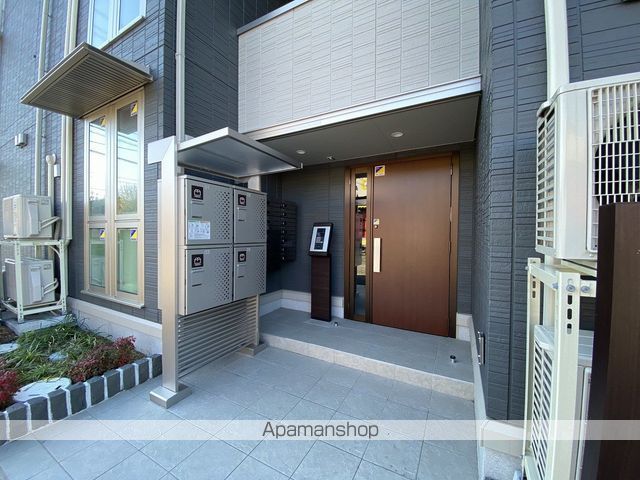 セジュール師岡町の玄関写真