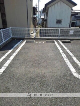 アグリーアブル[1DK/40.95m2]の駐車場