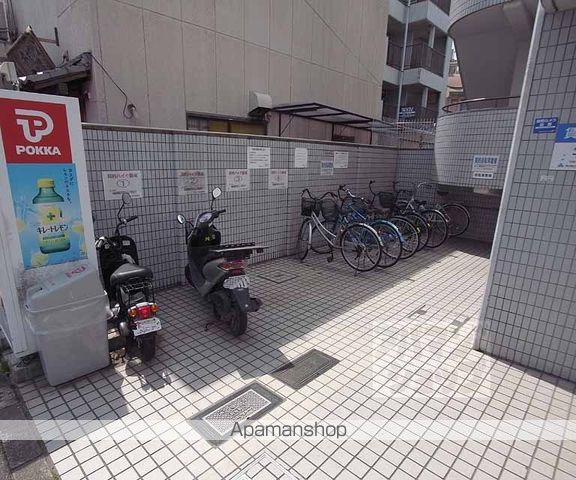 デトム・ワン城南宮道の外観写真
