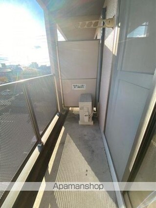 ロータス伏石[1K/32.04m2]のバルコニー