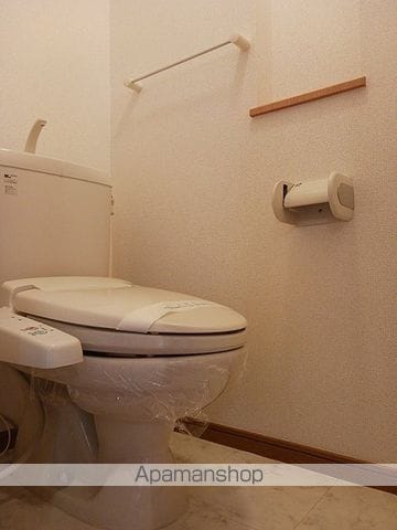 松山市 2階建 築22年の内装写真