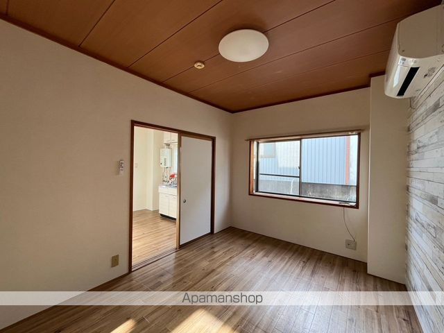 メゾン奥田本町の内装写真