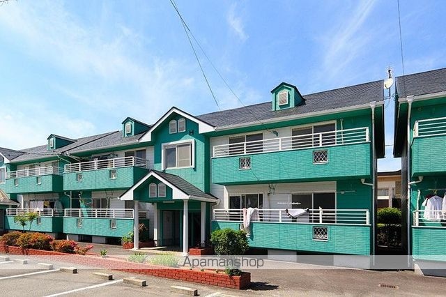 ロイヤルクレインハイツ[3DK/51.34m2]の外観1