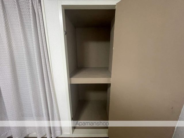 パークサイドフジIの内装写真