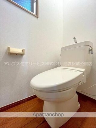 ニューエルオーハマ[1R/29.82m2]のトイレ