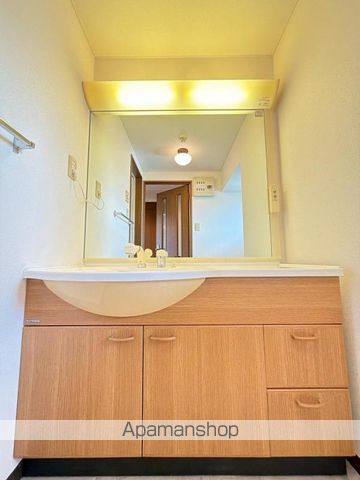サウスプラザ六条の内装写真
