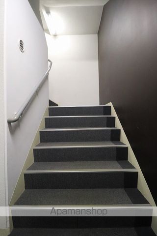 フォルトゥーナ学園前の内装写真