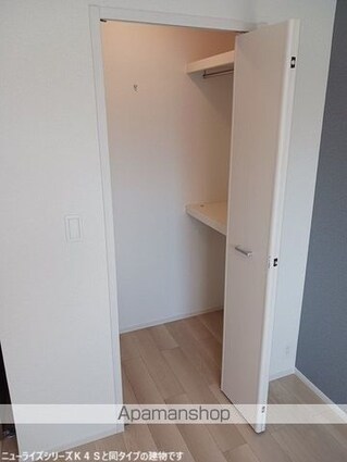 ワイ　ウィステリア[2LDK/62.61m2]の収納