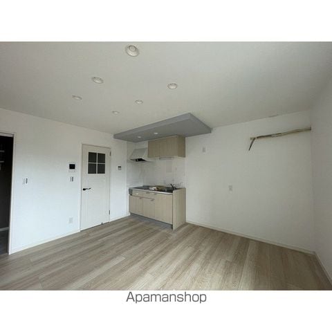 Rooms南万代の内装写真