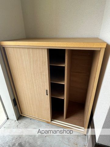 ミーテルーチェ坪井IIの内装写真