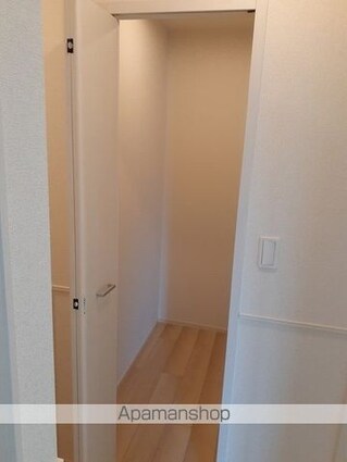 コンフォルタ東近江Ⅱ[1LDK/50.96m2]の収納