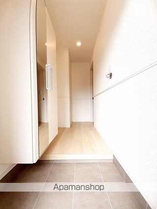 葉月[1LDK/50.05m2]の玄関