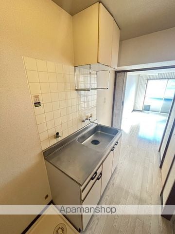 メイプルコート一万城 A・B・C棟の内装写真