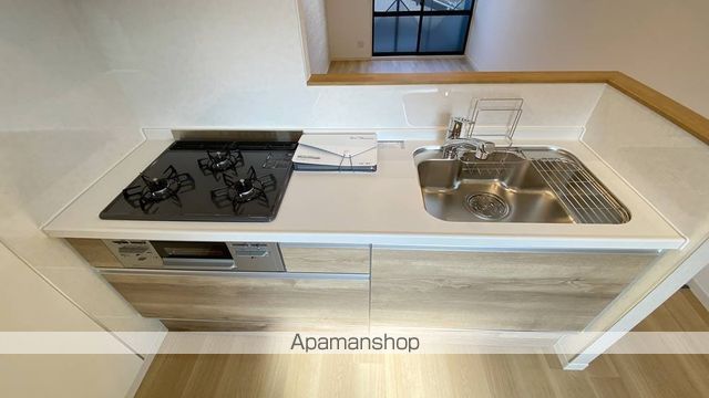 フレグランス 96の内装写真