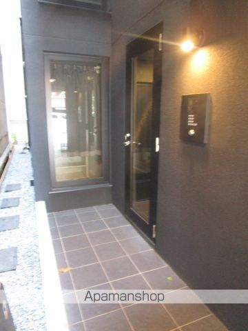 trias236の玄関写真