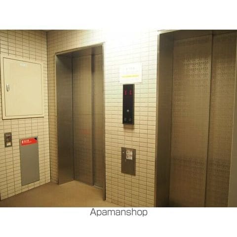 プライムアーバン大崎の玄関写真