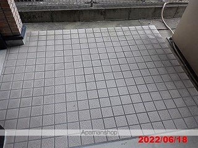 レオパレスコンフォート上社の玄関写真