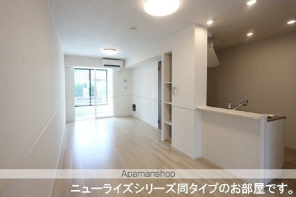 レグラ・デ・オロⅠ[1LDK/50.05m2]のリビング・居間